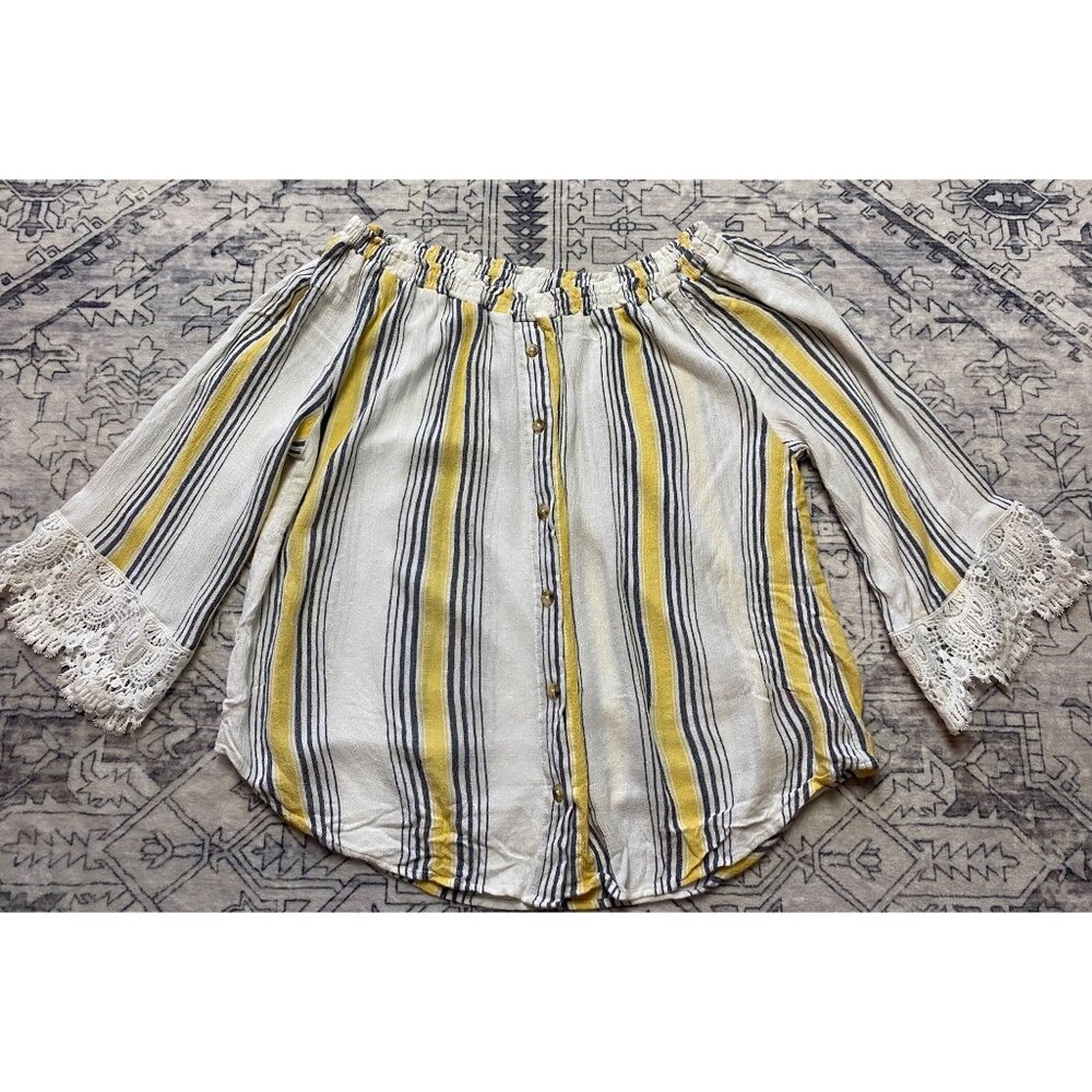 Westport Petite L Striped Off-Shoulder Button Blouse With Lace Trim Sleeves